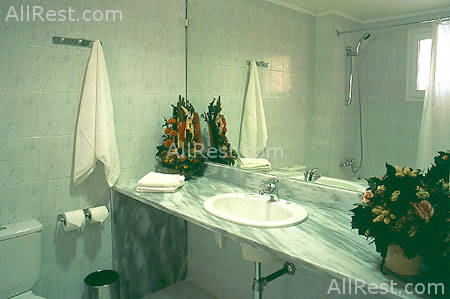Miraluna-Kiotari Bay Hotel 12